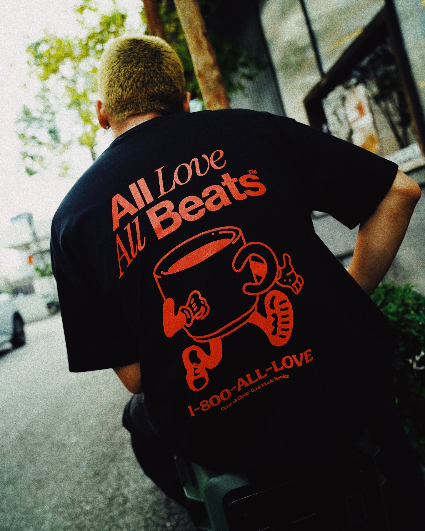 ALL LOVE MUG TEE