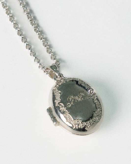 PLAY ME A MEMORY LOCKET