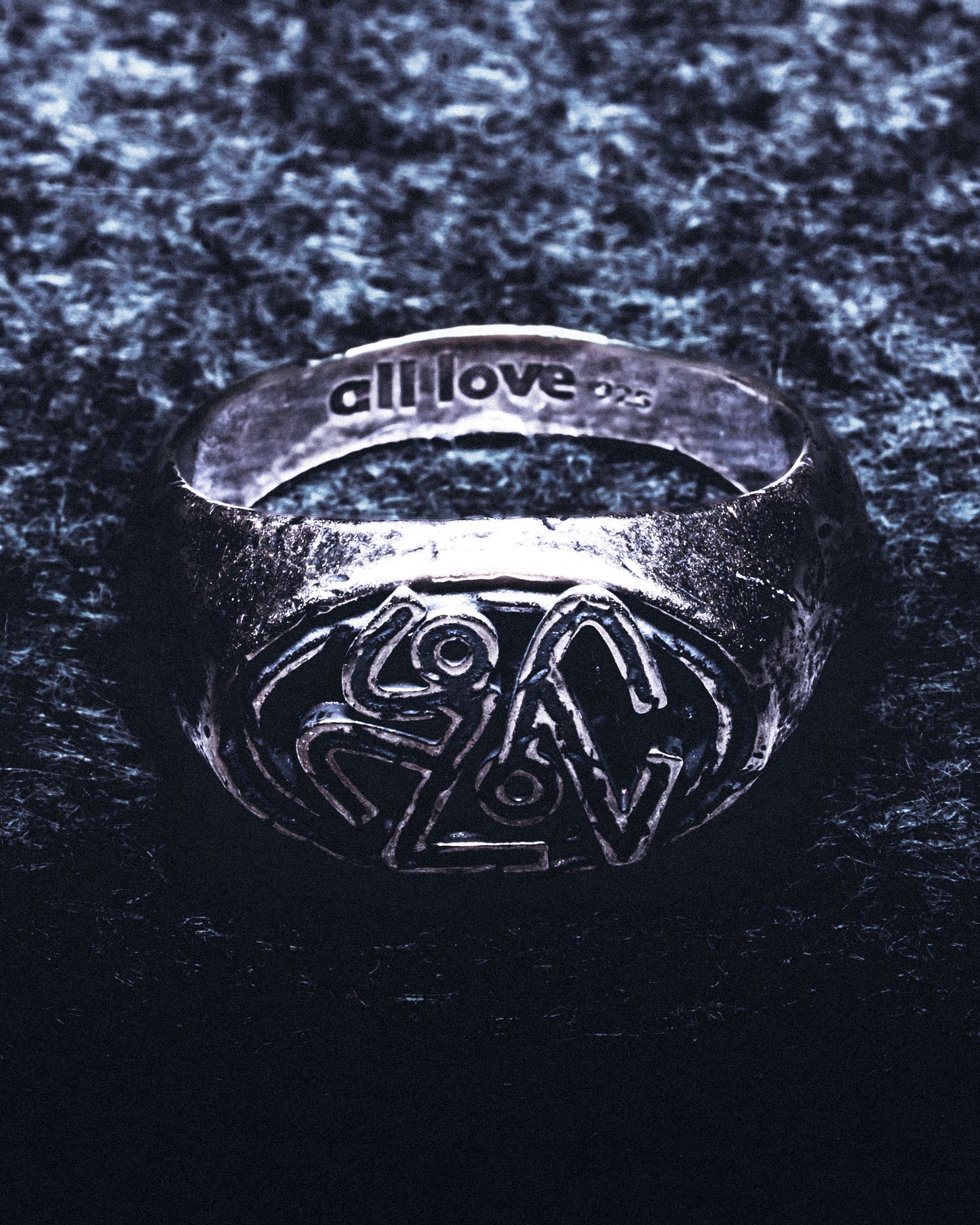 ALL LOVE ICON RING